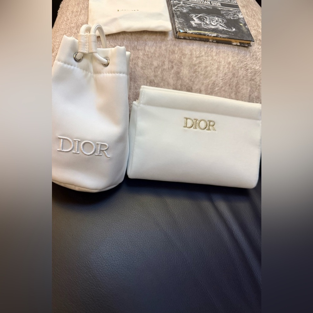 New Dior White Beauty Cosmetic Bag Set Makeup Pouch + Notebook - Picture 2 of 13